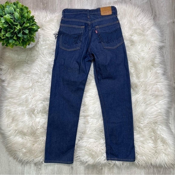 Levi's Wedgie Straight Leg Fringe Pocket Jeans - Picture 2 of 11